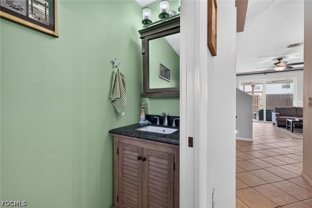 3009 Palmetto Oak DR 103, Fort Myers, FL 33916