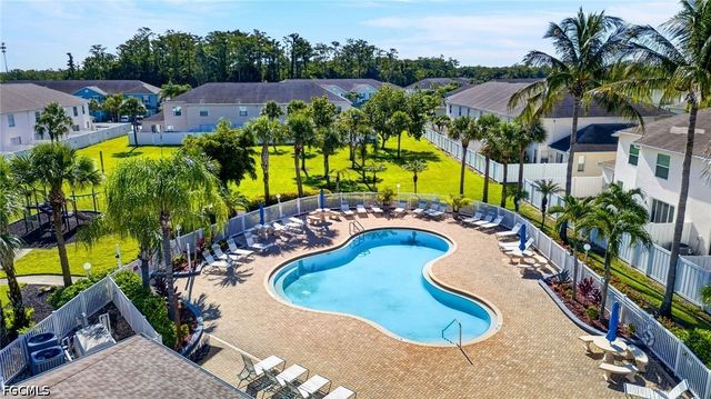 3009 Palmetto Oak DR 103, Fort Myers, FL 33916