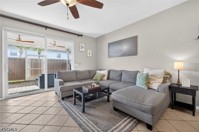 3009 Palmetto Oak DR 103, Fort Myers, FL 33916