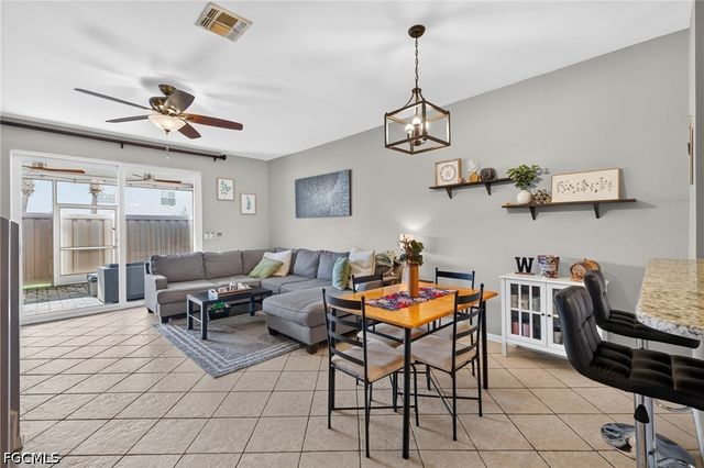 3009 Palmetto Oak DR 103, Fort Myers, FL 33916