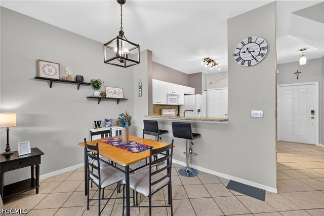 3009 Palmetto Oak DR 103, Fort Myers, FL 33916