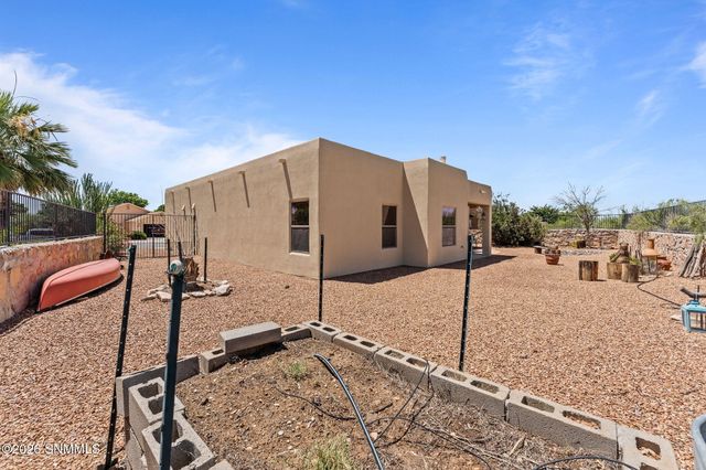 5956 Leaping Lizard Loop, Las Cruces, NM 88012