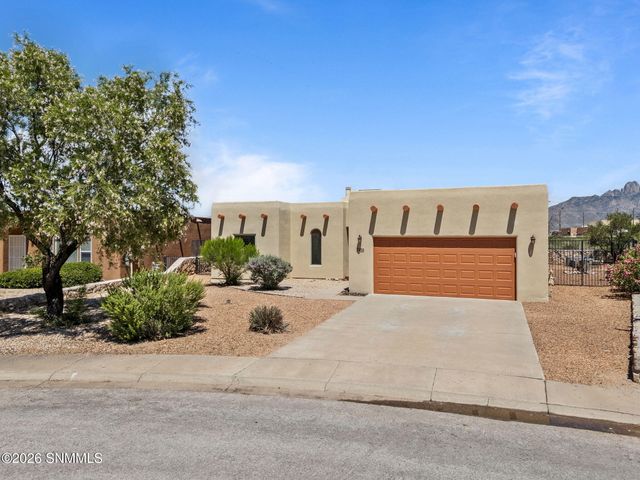 5956 Leaping Lizard Loop, Las Cruces, NM 88012