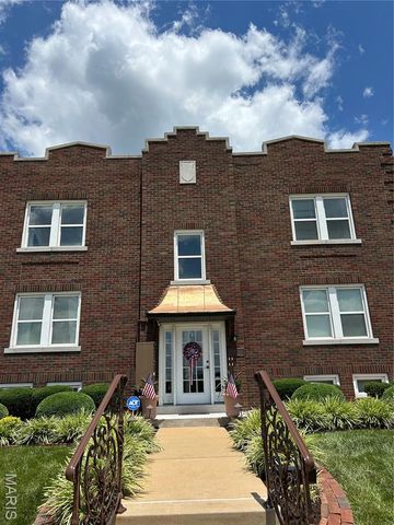 6607 Clayton Road 2E, Clayton, MO 63117