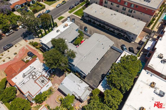 11130 Huston Street, North Hollywood, CA 91601