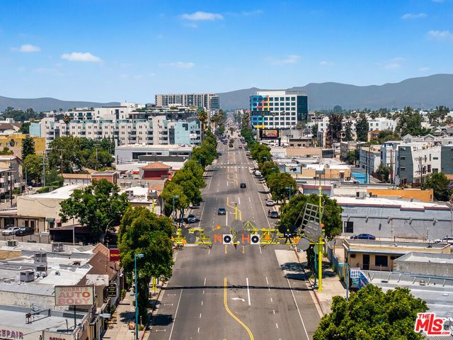 11130 Huston Street, North Hollywood, CA 91601