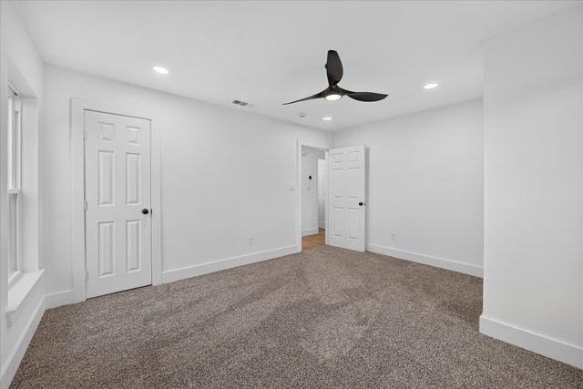 1607 Laura Road, River Oaks, TX 76114