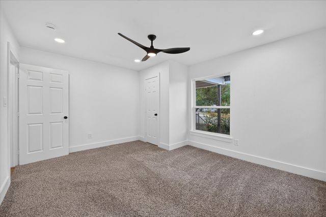 1607 Laura Road, River Oaks, TX 76114