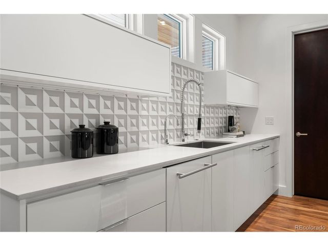 490 S Gilpin St, Denver, CO 80209
