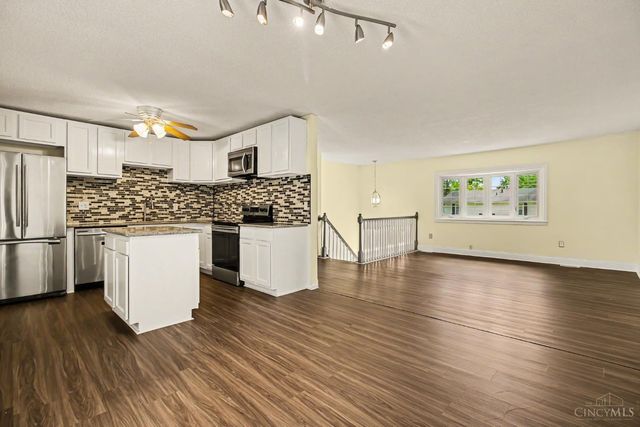 1458 Southwind Drive, Mason, OH 45040