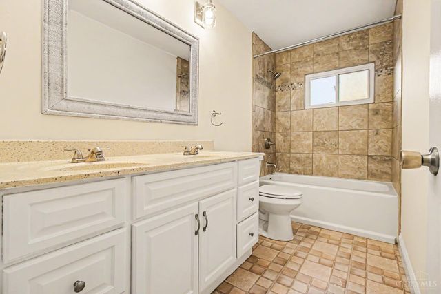 1458 Southwind Drive, Mason, OH 45040