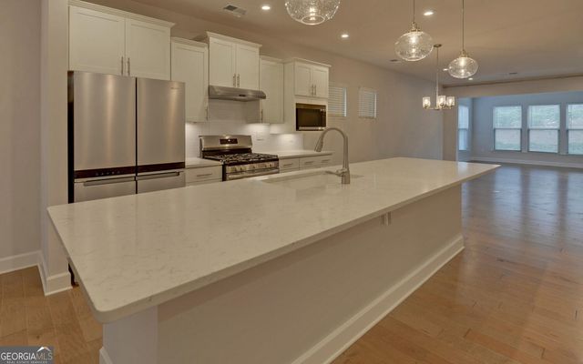 5989 Rollingwood Way, Hoschton, GA 30548