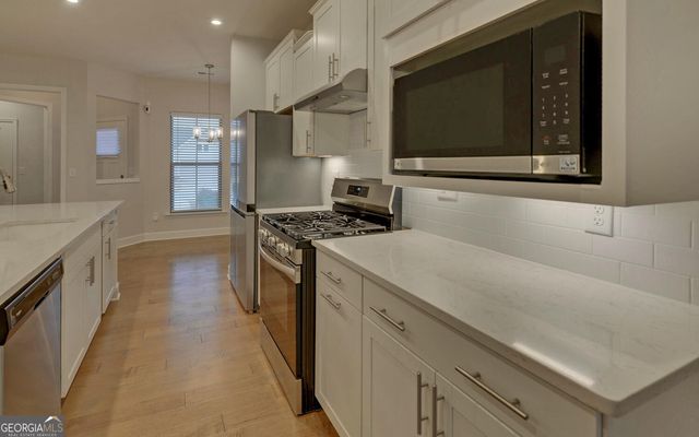 5989 Rollingwood Way, Hoschton, GA 30548