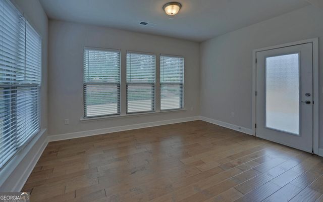 5989 Rollingwood Way, Hoschton, GA 30548