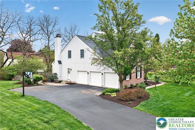 2347 Cross Creek Road, Lower Macungie Twp, PA 18062