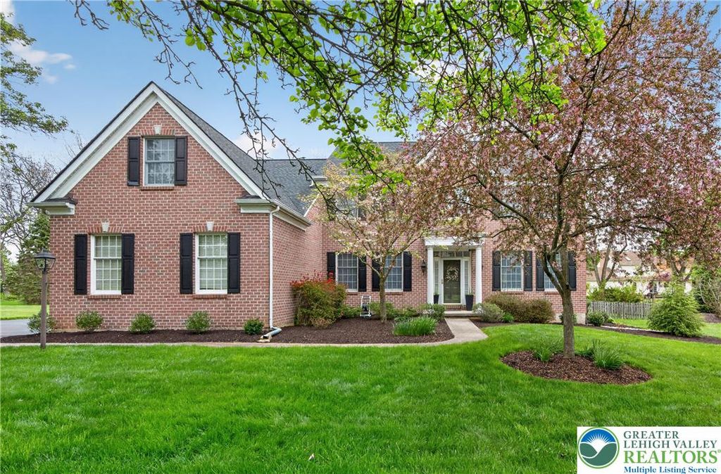 2347 Cross Creek Road, Lower Macungie Twp, PA 18062