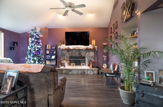 2332 County Road E, Edgerton, OH 43517