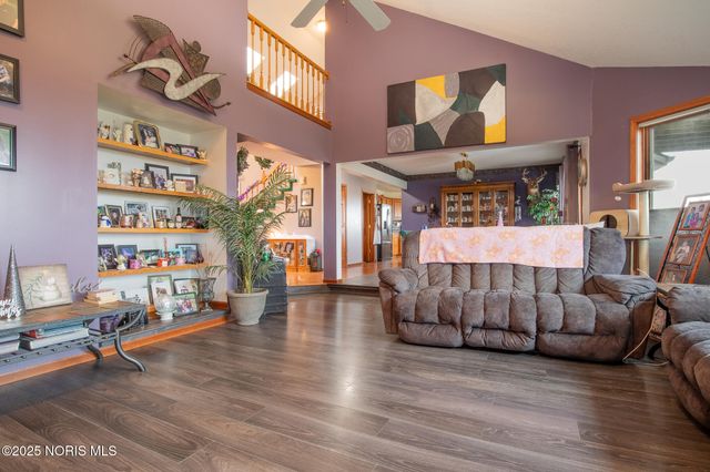 2332 County Road E, Edgerton, OH 43517