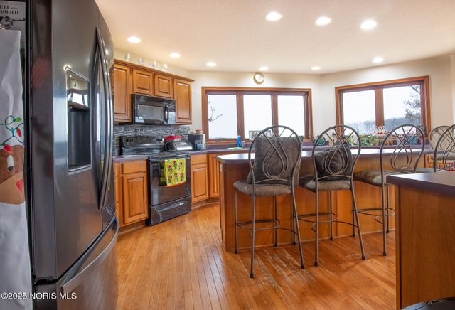 2332 County Road E, Edgerton, OH 43517