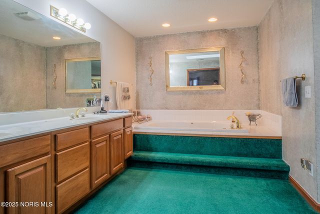 2332 County Road E, Edgerton, OH 43517