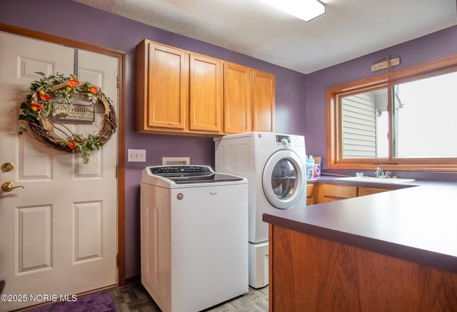 2332 County Road E, Edgerton, OH 43517