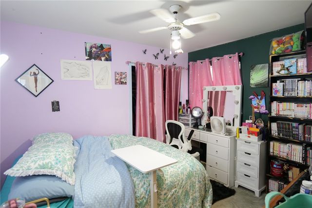 1817 Volga Dr, Corpus Christi, TX 78412