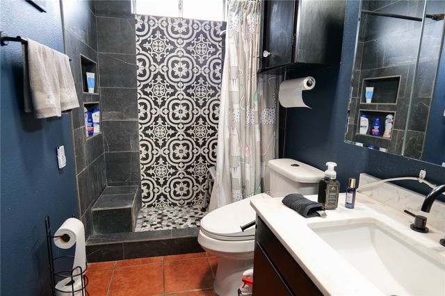 1817 Volga Dr, Corpus Christi, TX 78412
