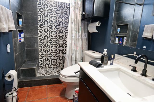 1817 Volga Dr, Corpus Christi, TX 78412