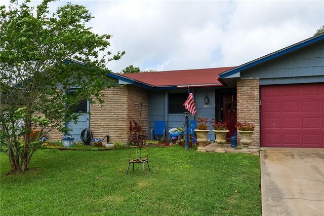 1817 Volga Dr, Corpus Christi, TX 78412
