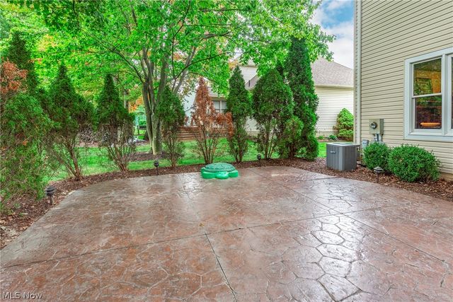 19874 Echo Drive, Strongsville, OH 44149