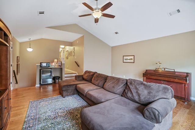 1813 Clinch Pl, Old Hickory, TN 37138