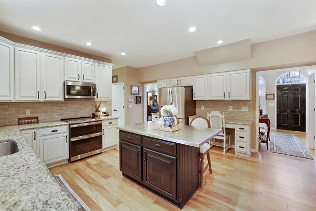 1813 Clinch Pl, Old Hickory, TN 37138