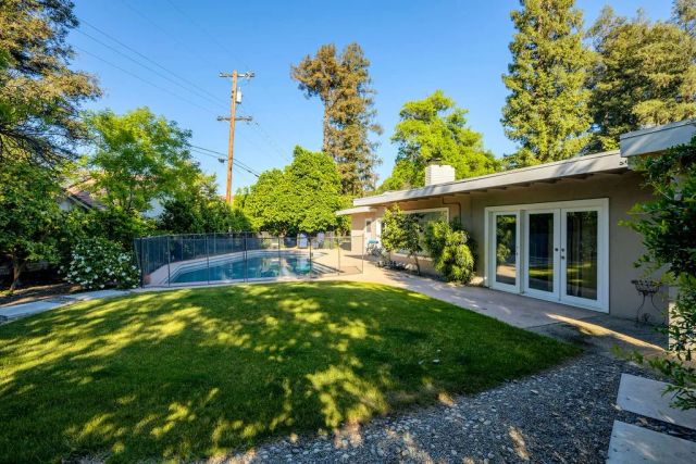 1264 W Celeste, Fresno, CA 93711