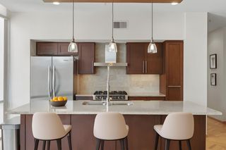 1600 Barton Springs RD 5301, Austin, TX 78704