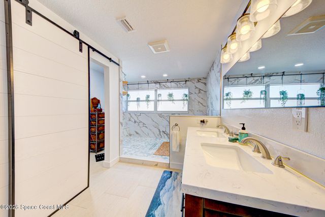 30 Westview Lane, Cocoa Beach, FL 32931