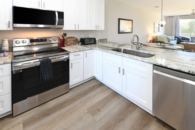 632 River Oaks Dr Apt 50E, Myrtle Beach, SC 29579