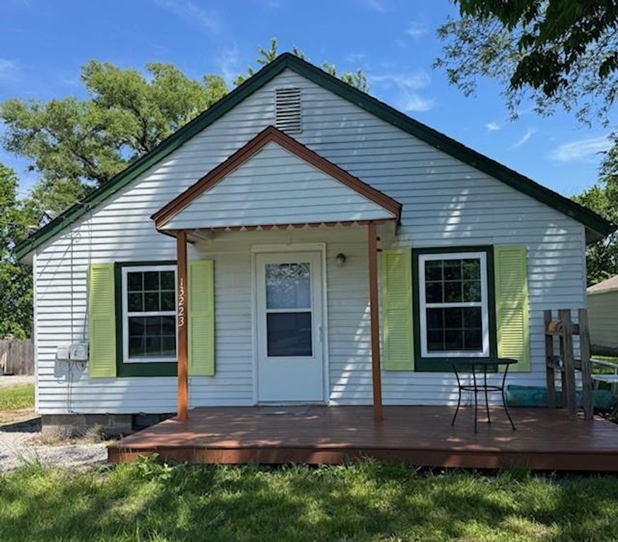 13223 Cherry Street, Kansas City, MO 64145