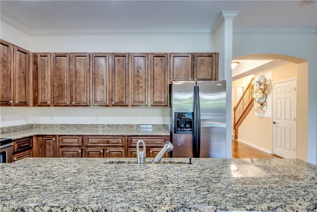 9145 Leatherwood LOOP, Lehigh Acres, FL 33936