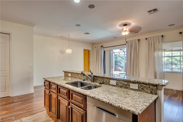 9145 Leatherwood LOOP, Lehigh Acres, FL 33936