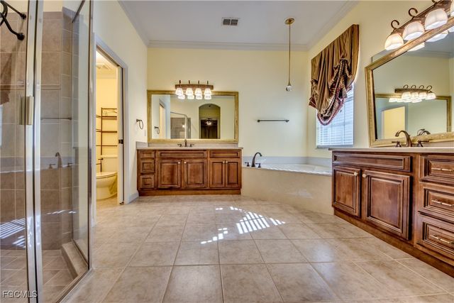 9145 Leatherwood LOOP, Lehigh Acres, FL 33936