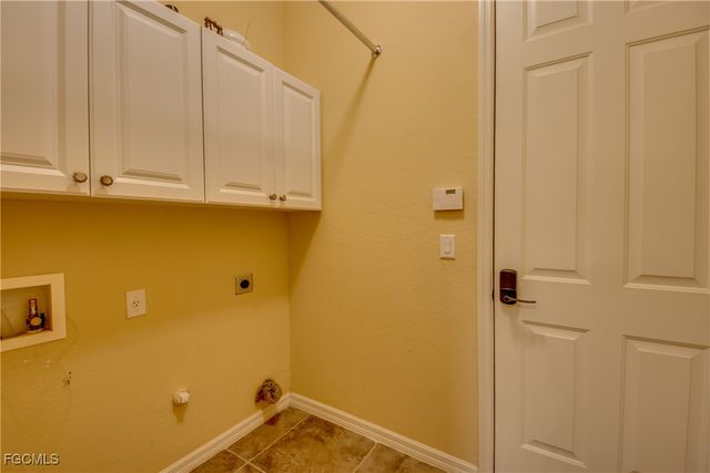 9145 Leatherwood LOOP, Lehigh Acres, FL 33936