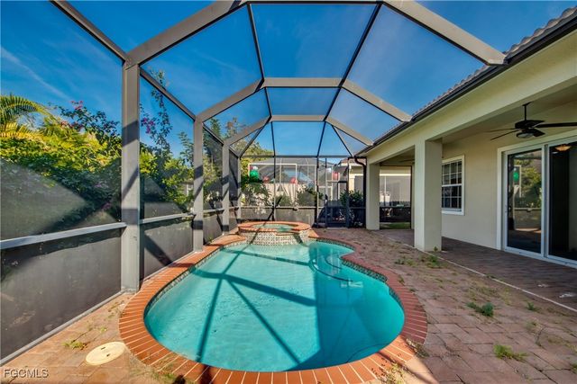 9145 Leatherwood LOOP, Lehigh Acres, FL 33936