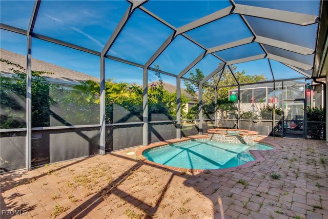 9145 Leatherwood LOOP, Lehigh Acres, FL 33936