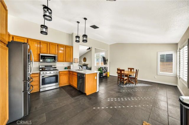 32445 Stonewood Way, Lake Elsinore, CA 92530