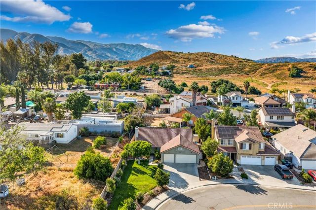 32445 Stonewood Way, Lake Elsinore, CA 92530