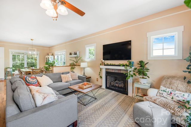 157 Estelle Park Drive, Asheville, NC 28806