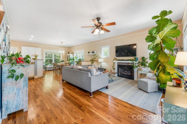 157 Estelle Park Drive, Asheville, NC 28806