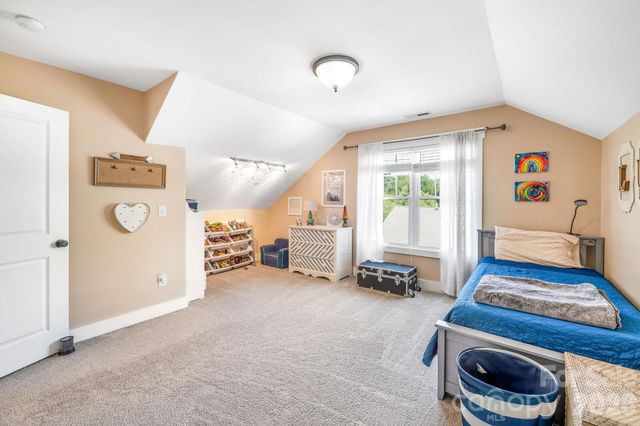 157 Estelle Park Drive, Asheville, NC 28806