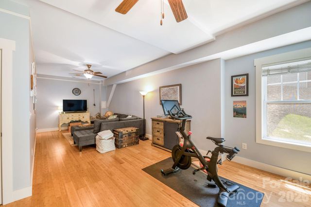 157 Estelle Park Drive, Asheville, NC 28806
