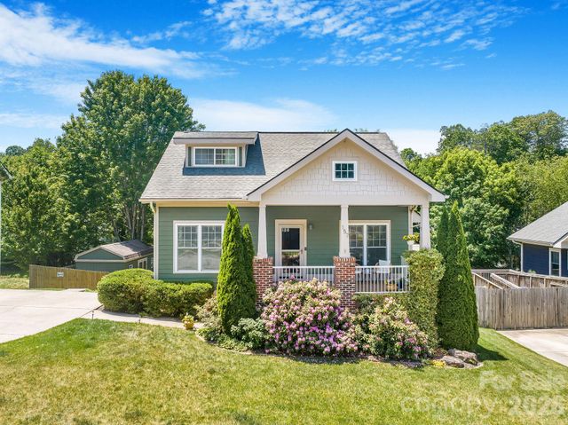157 Estelle Park Drive, Asheville, NC 28806